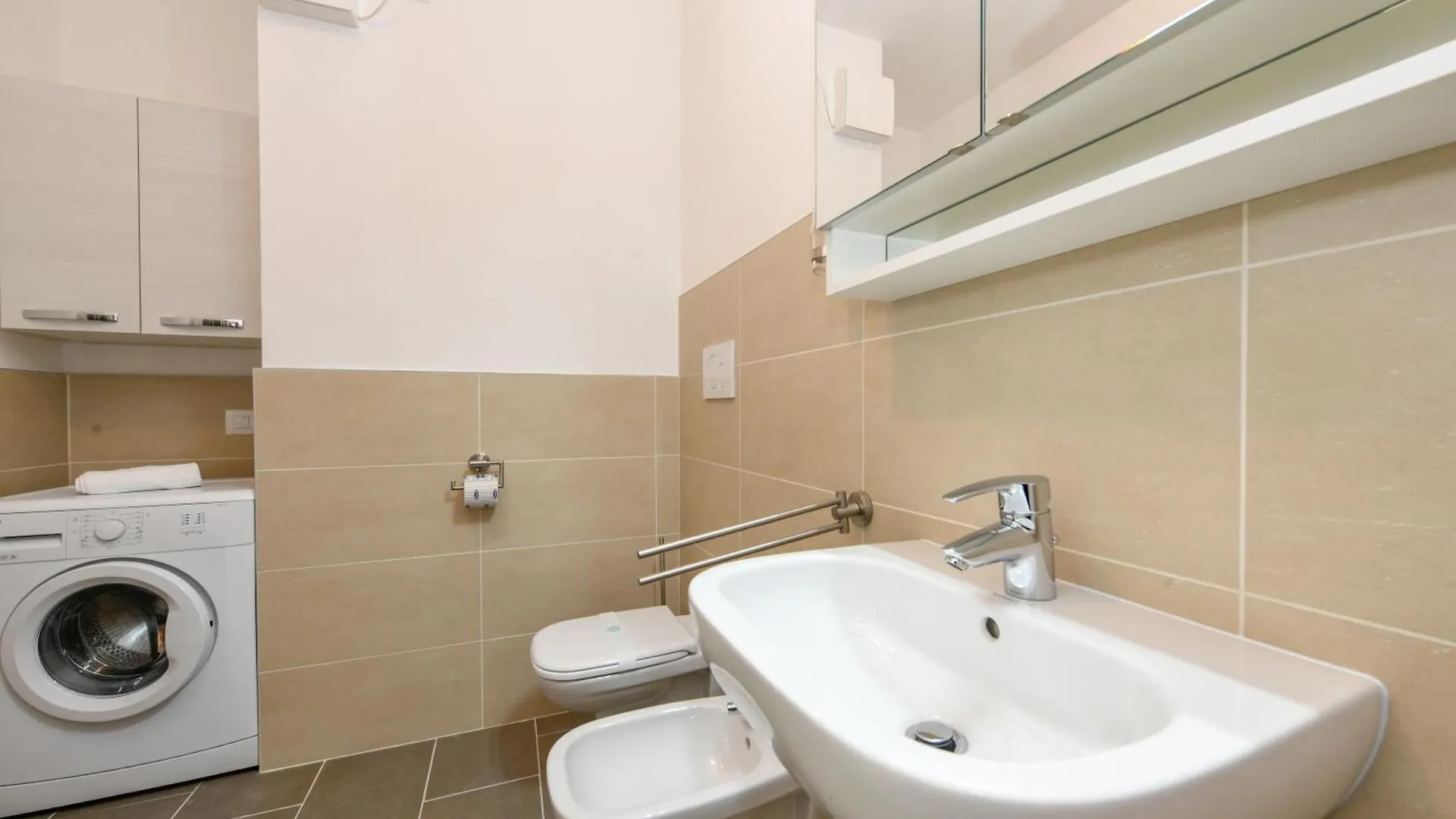 Luna Toscolano Maderno Apartament