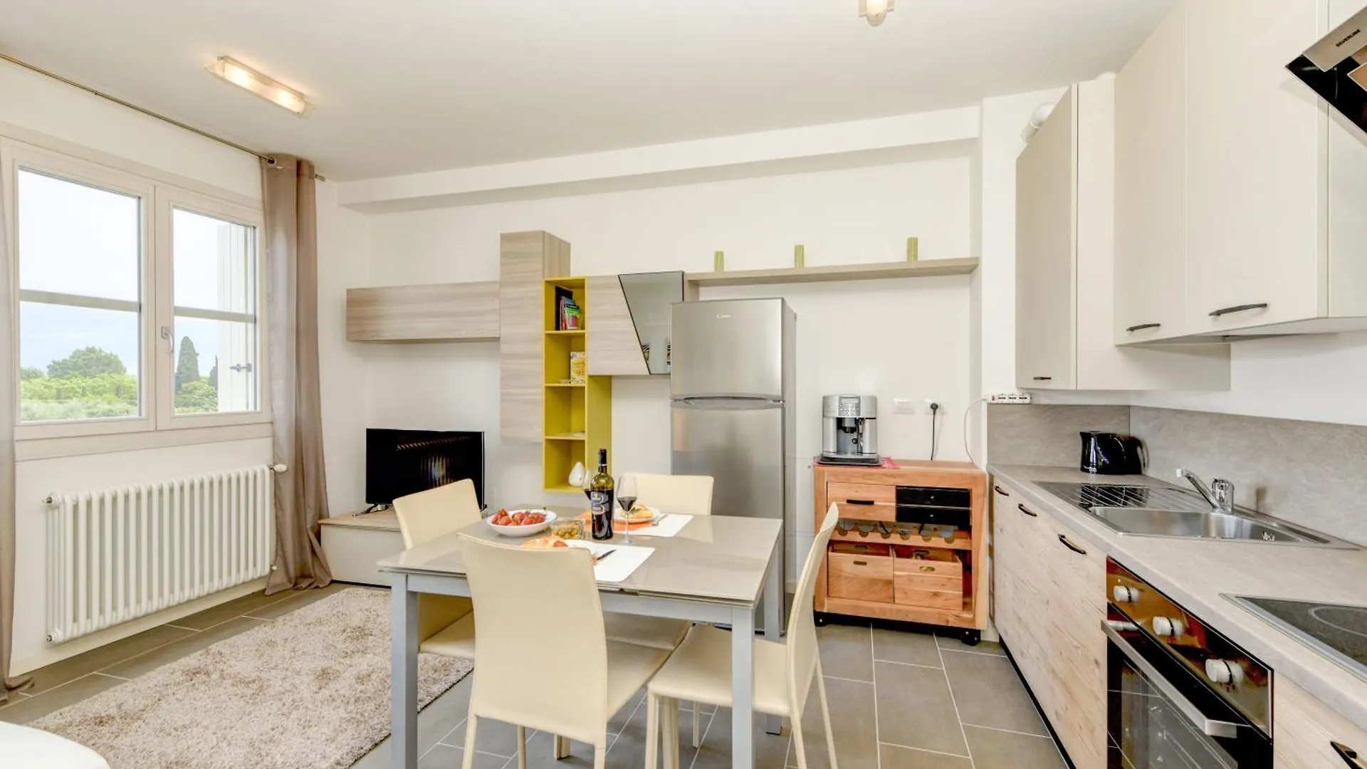 Luna Toscolano Maderno Apartament